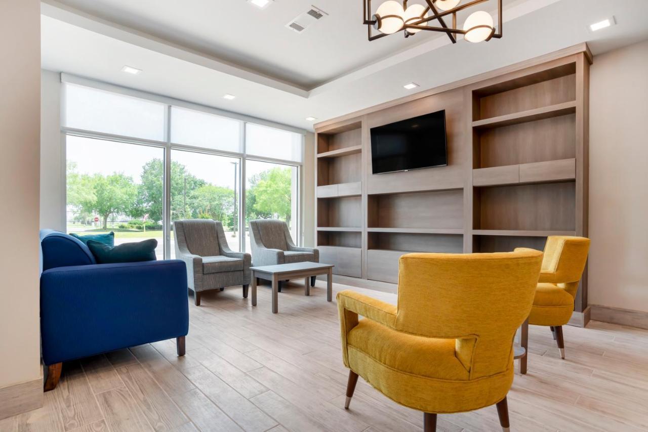 Comfort Inn & Suites Destin Near Henderson Beach ミラマー・ビーチ エクステリア 写真